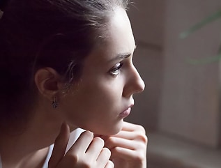 woman depression sad reb rcnm7f