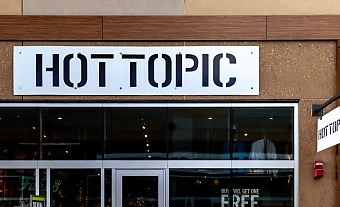 hot topic store csc ttvyaw