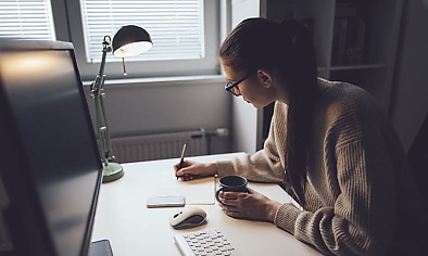 Successful female business owner in discussion with The HR Leader