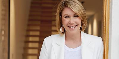 Karen Finch resized u3blow