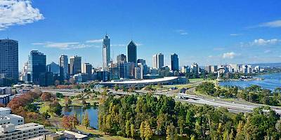 Perth CBD skyline lw