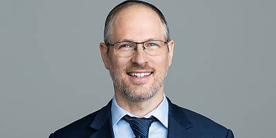 ari morris madgwicks lawyers lw gyhpdz