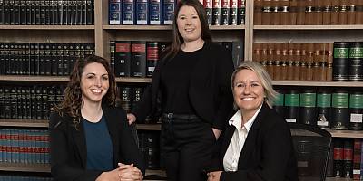 baker love new solicitors lw i2xxxu