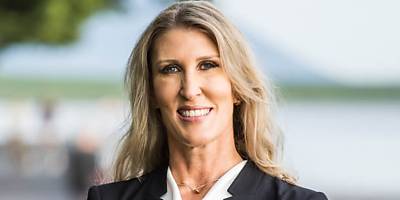 beth rolton 2 travis schultz lw pomriq