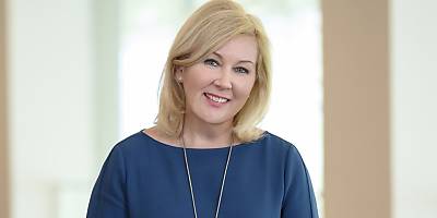 kate barton dentons lw nlc7by