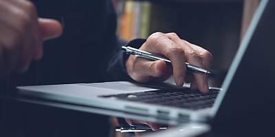 lawyer using laptop lw bpjrco