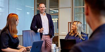 nich burch burch co lw jnzs3z