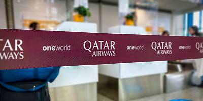 qatar airways ribbon airport lw nwhfwe