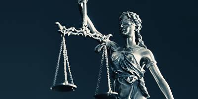 scales of justice gray lw b8kwyx