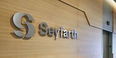 seyfarth shaw LLP signage lw hdilp1