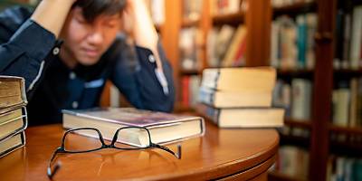 stressed law student lw yctiax