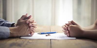 divorce couple spi u12o0j