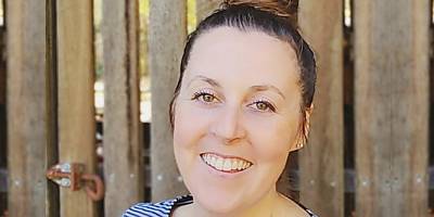 Rachel Radley Purple circle zigir6