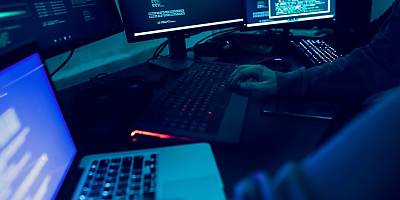 hacker computer ta ayhiz6