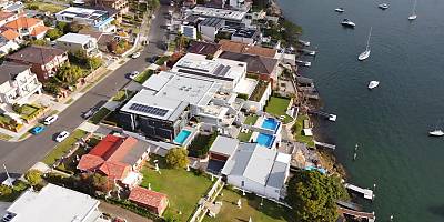 waterfront houses ta rbxpd4