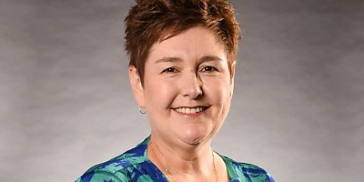 tracey scotchbrook ad yk1vzz
