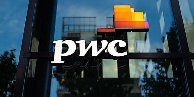 PwC signage new ad dehczw