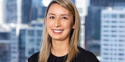 Elinor Kasapidis new ad