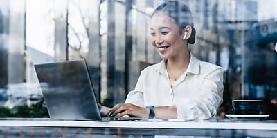 business learning woman ad