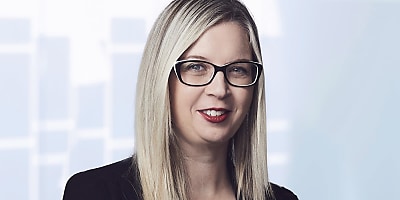 belinda lyone cos ad qihex5