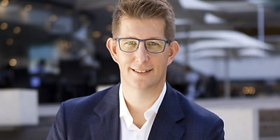 david jones robert half ad