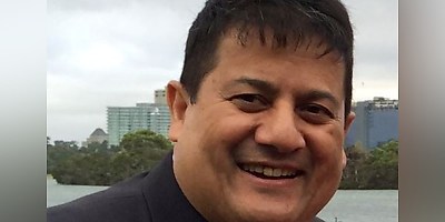 janek ratnatunga ad b8g0tm