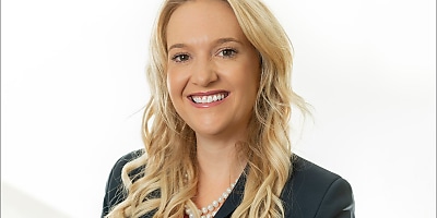 kristy lee burns owen hodge lawyers ad at ohtupq