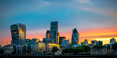 london uk cbd sunset ad r3oin7