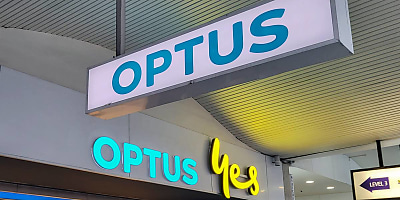 optus branch sign at fukiyz