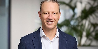 paul robson MYOB ad at tww5cr