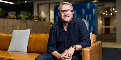 adam gregory linkedin hr1 nbl4ye