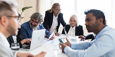 age culture diverse business hr v9lzgu