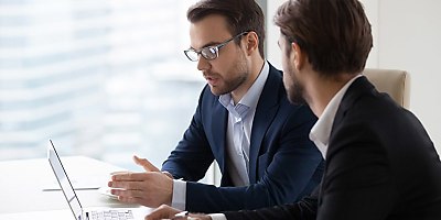 boss employee hr kc0mbd