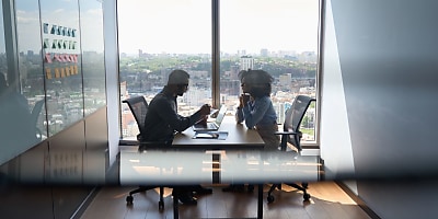 ceo hr meeting hr njoznk