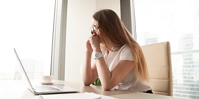 confused employee hr swd5qb