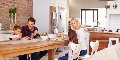 family eating together hr hly2qn