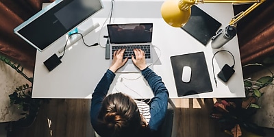 gig freelance work hr r9vgam