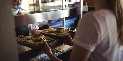 hospitality workers hr xzyzse