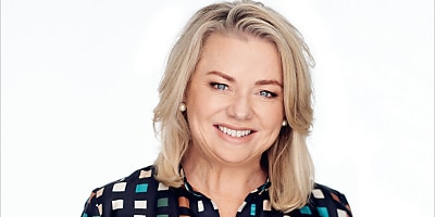 julianne parkinson hr ci9n2w