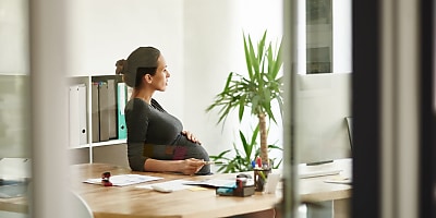 pregnant worker hr jv9xbr