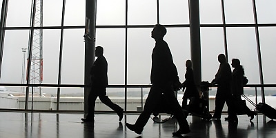 travellers immigration airport hr r1vubl