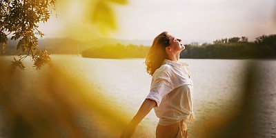 woman relaxing nature hr bothel