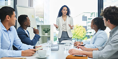 young female boss hr swmddv