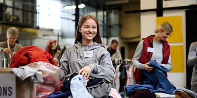 young volunteers hr xfxql7