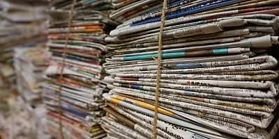 newspaper headlines news MB rndn6f