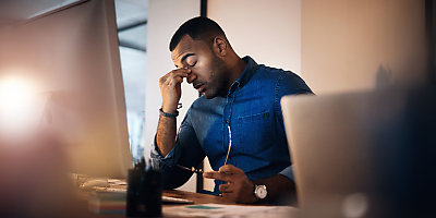 stressed tired employee office bd j7a3p5