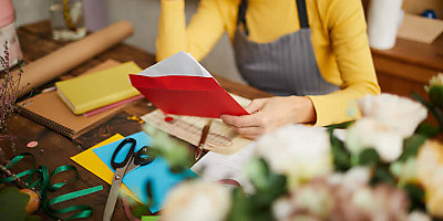 business woman stress worried myb