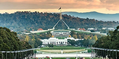 Canberra parliament reb