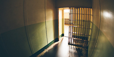 empty jail room spi xnlcq6