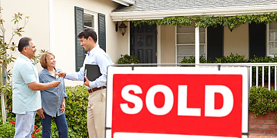 house sold to couple spi